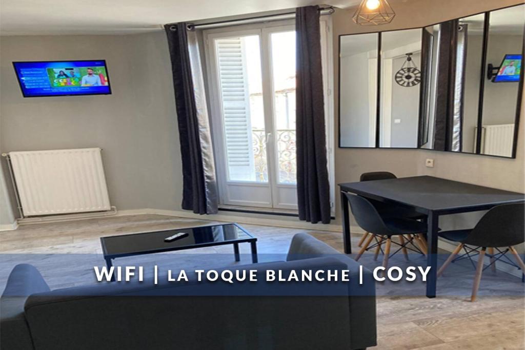 Studio Cosy Centre Ville Ruffec  Exterior foto